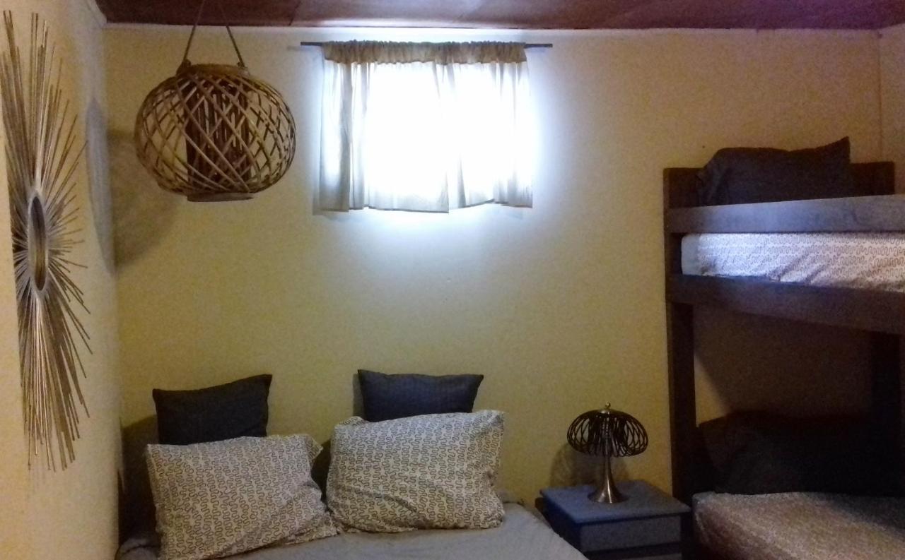 Montana Linda Guest House Orosí מראה חיצוני תמונה