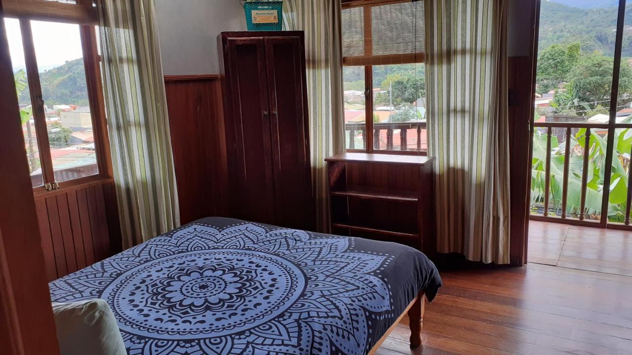 Montana Linda Guest House Orosí מראה חיצוני תמונה