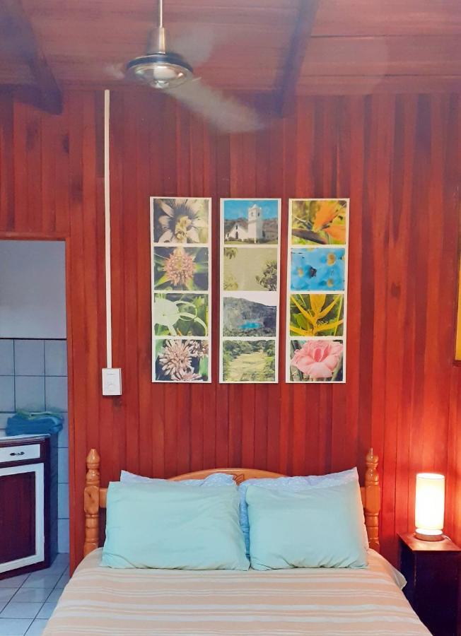Montana Linda Guest House Orosí מראה חיצוני תמונה