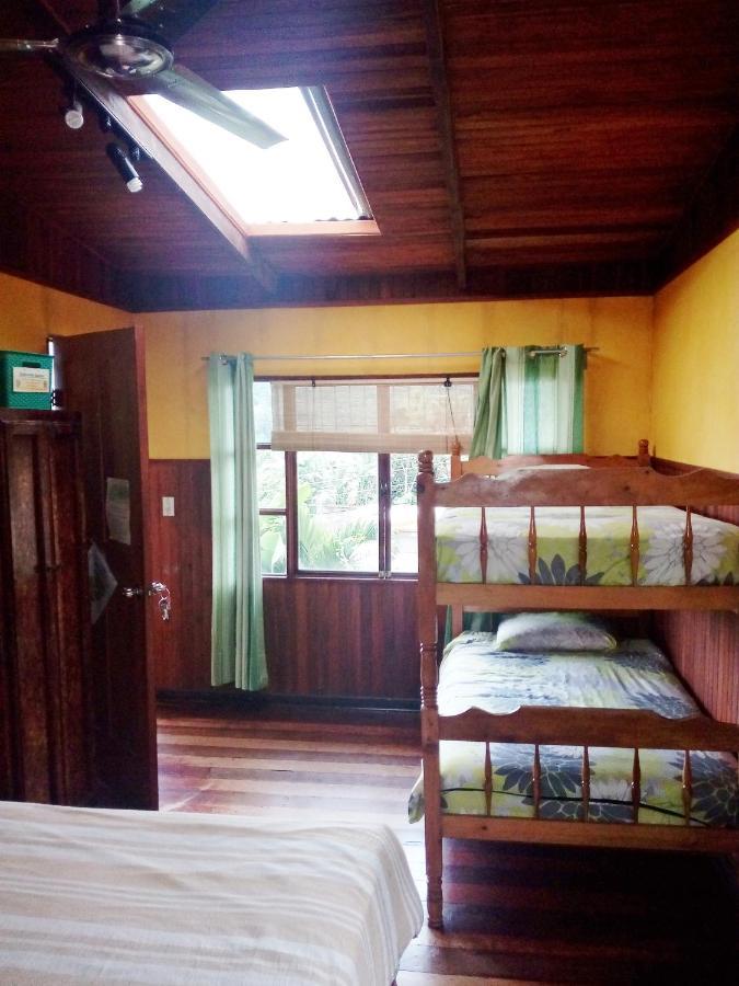 Montana Linda Guest House Orosí מראה חיצוני תמונה