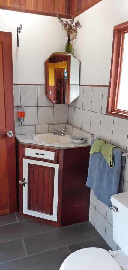 Montana Linda Guest House Orosí מראה חיצוני תמונה