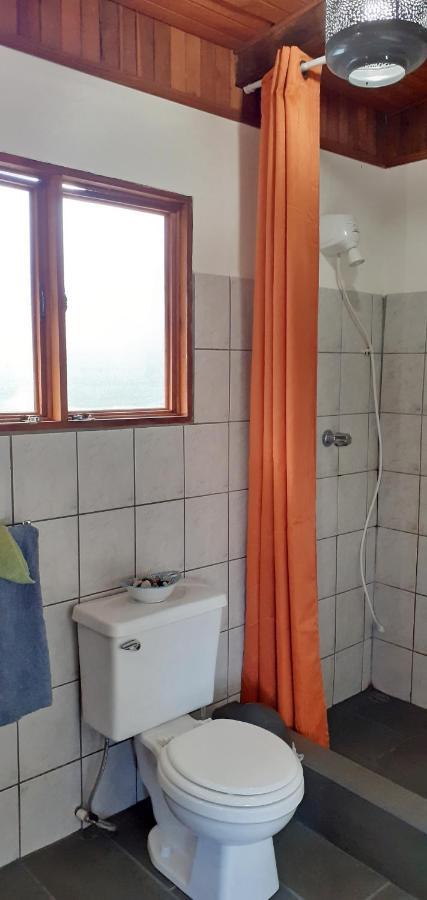 Montana Linda Guest House Orosí מראה חיצוני תמונה